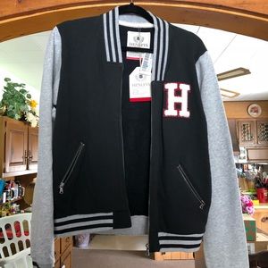 Men’s Henleys Luxury Sweatshirt